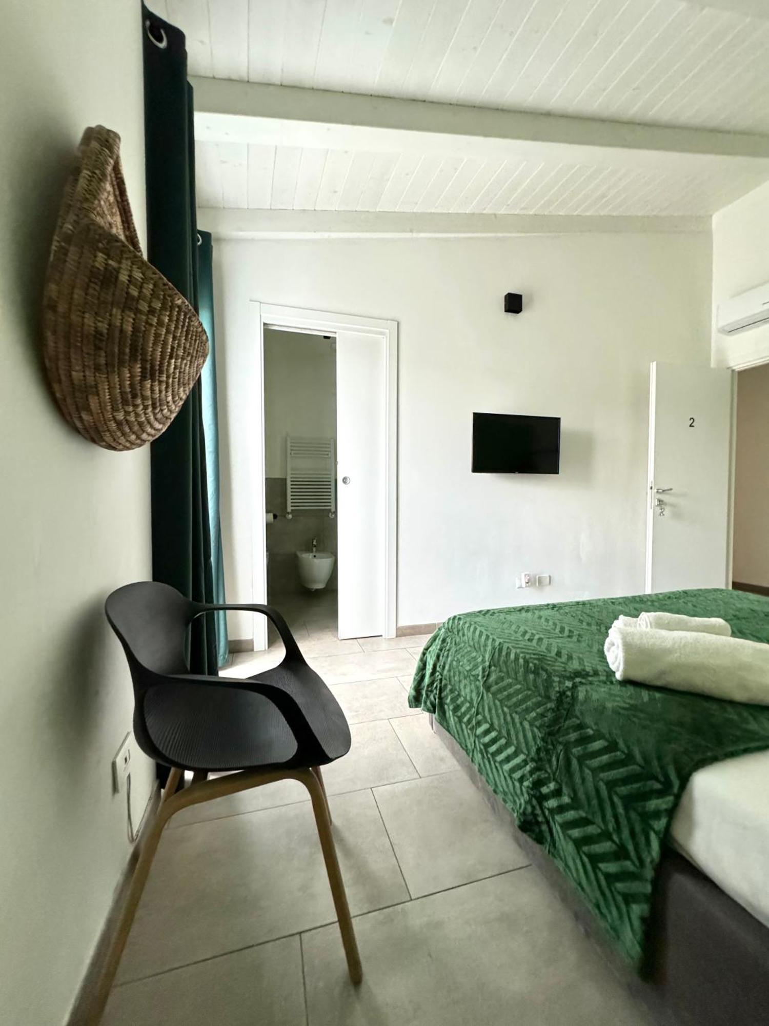 Citroom - Green City Rooms Olbia Ngoại thất bức ảnh
